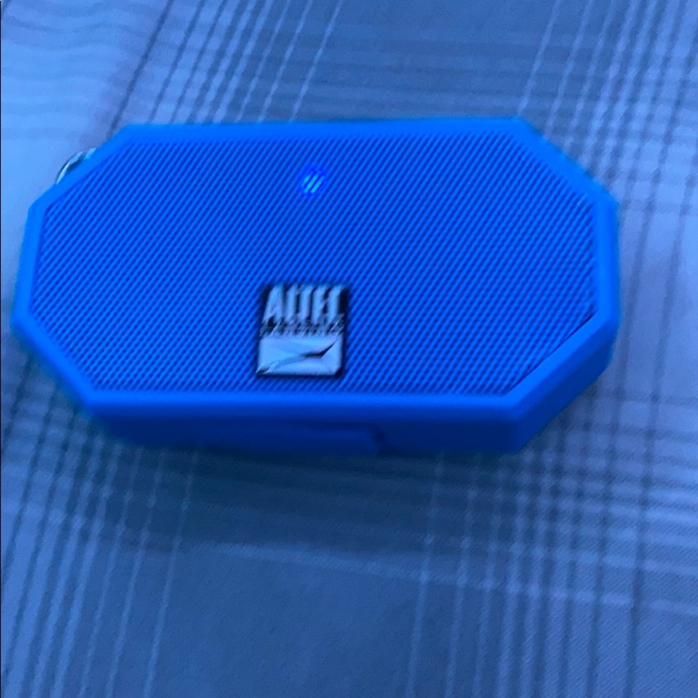 Altec landing speaker
